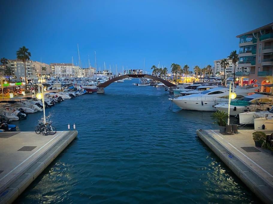 Port-Frejus, Le Paladien, Appartement 2 Pieces Climatise, Terrasse & Parking Zewnętrze zdjęcie